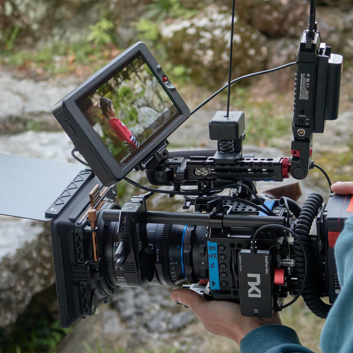T7 scene style Ul allows the user to build up to 8 scenes containing different tools or various monitoring situations